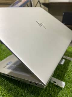 Hp Elitebook i7/8th gen 8/256 gb-2 gb graphics card 03247955667 laptop