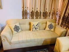 Designer6,seater  sofa set Few months used condition 10/10