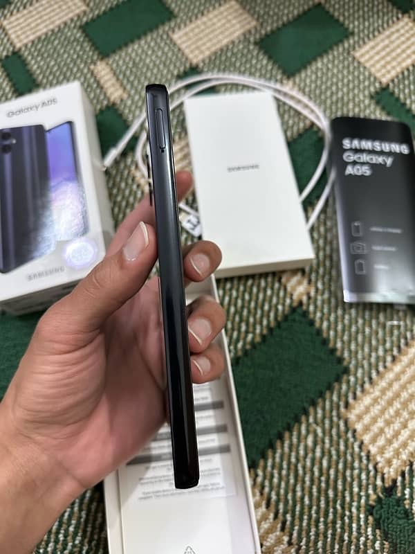 Samsung Galaxy A05 6/128GB 2