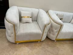 Few months used 6,seater sofa set condition excellent