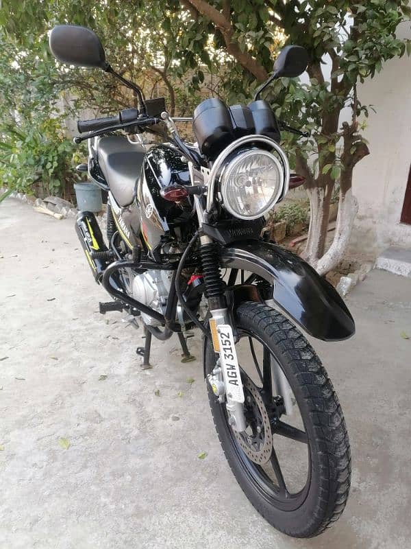 YAMAHA Ybr. G 21 Model All punjab number 6