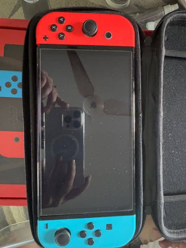 NITENDO SWITCH OLED VERSION 1