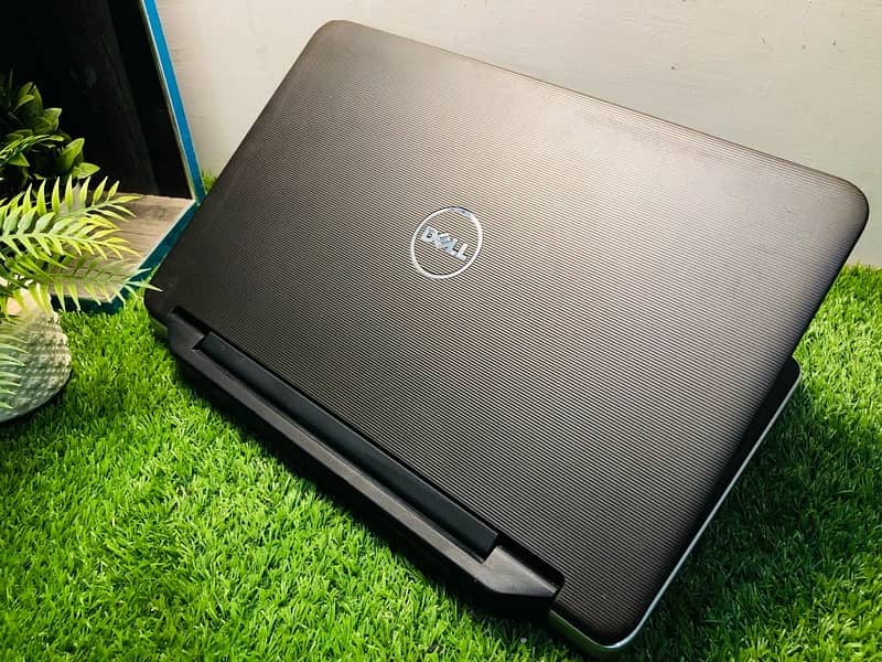 Dell laptop 10/10 for sale 4