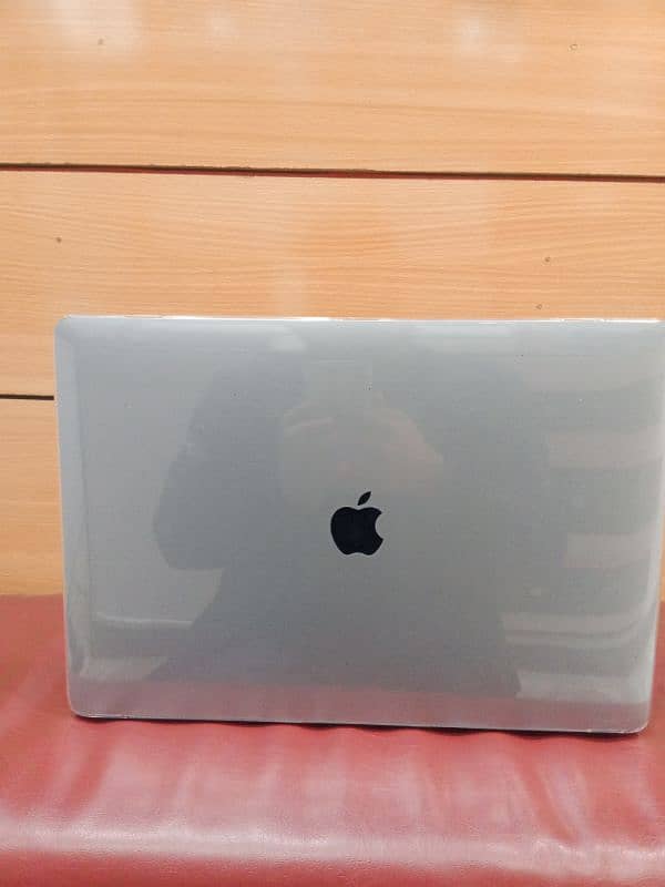 MacBook pro 2019 i9 2