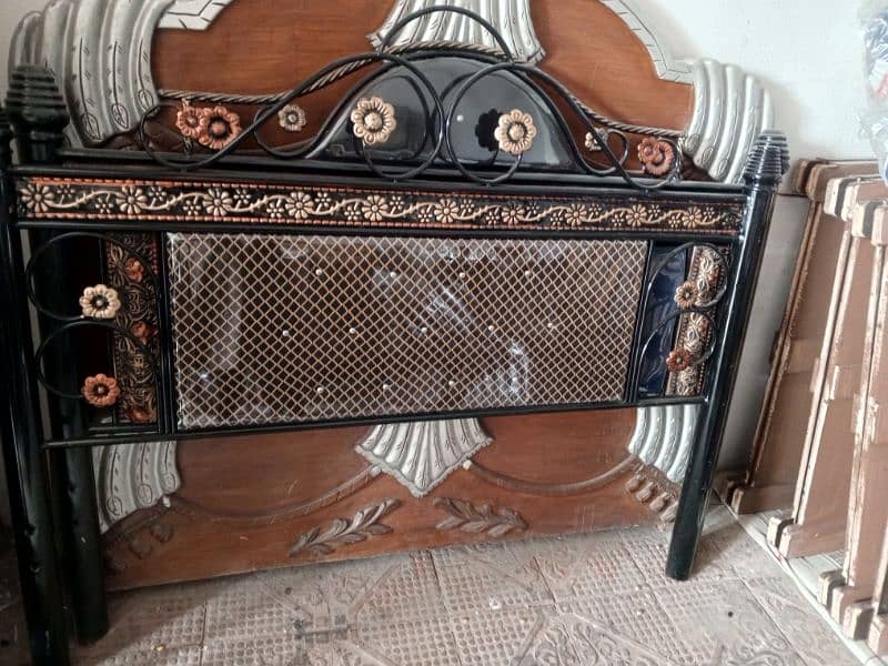 Iron bed available 0