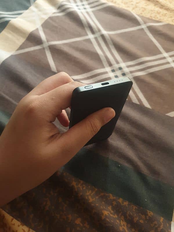 Mophie snap juice pack mini magsafe 5000mah imported from Australia 5
