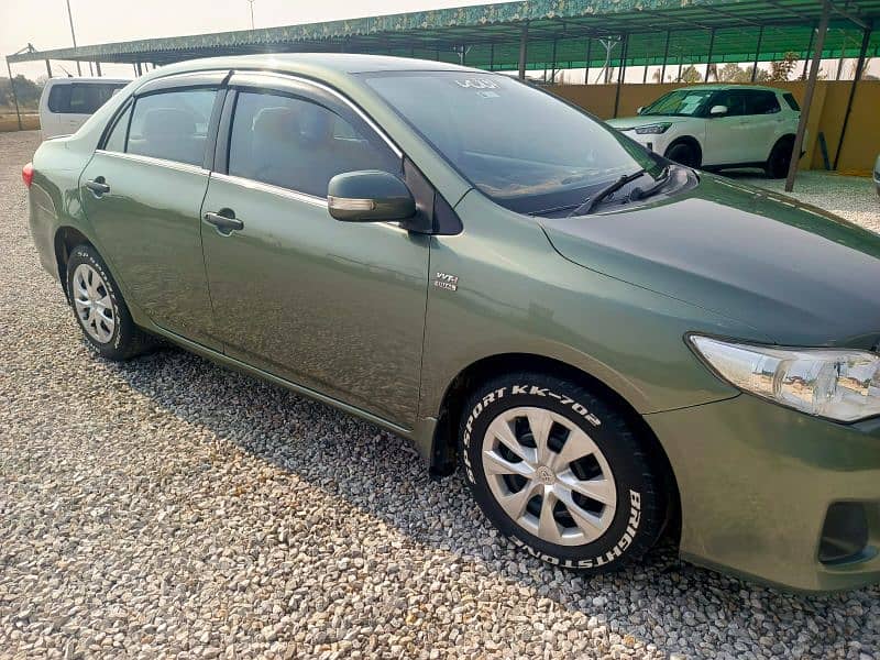 Toyota Corolla GLI 2011 4