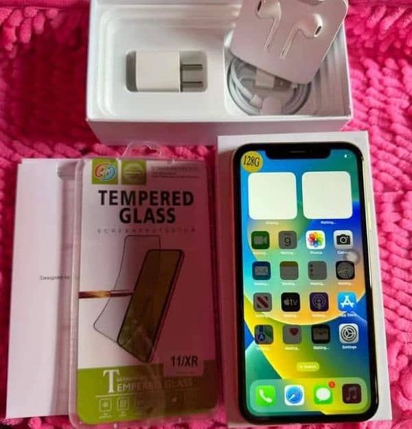 apple iphone xr 128 gb memory 03250844853 1