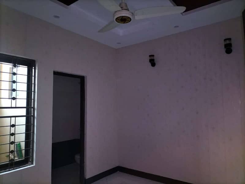 Johar town lhr 3.5 Marla house for sale 17