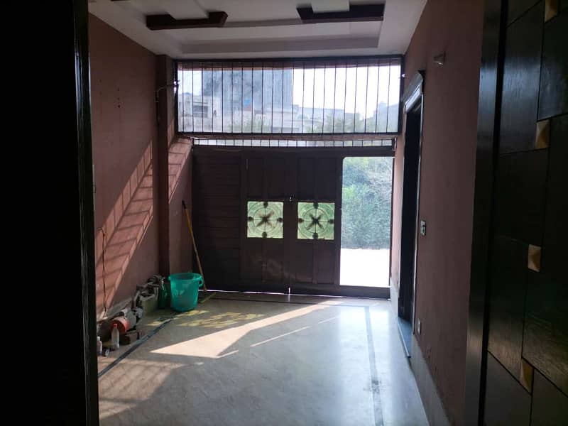 Johar town lhr 3.5 Marla house for sale 24