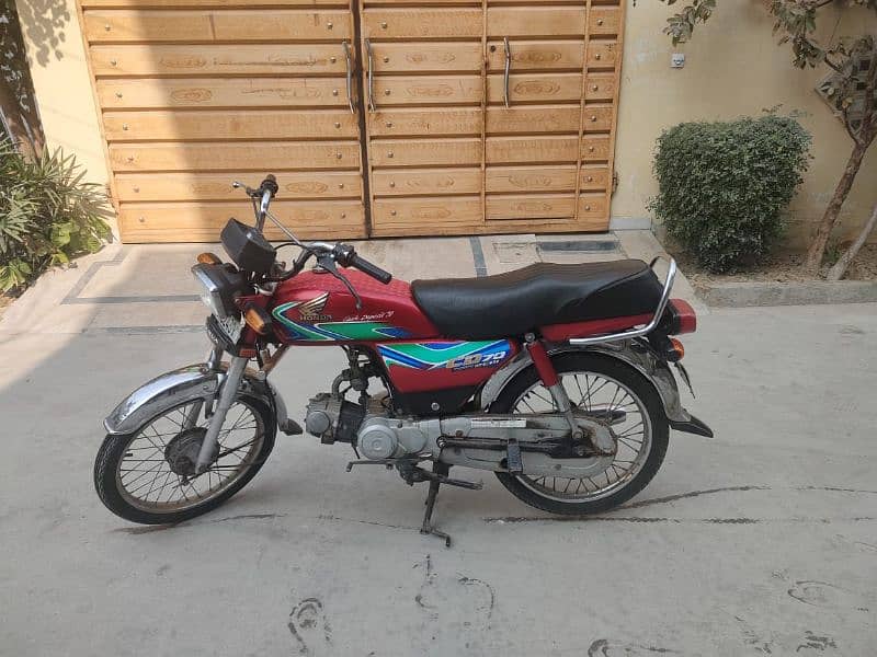 Honda cd 70 bike 0