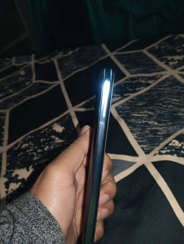 note 11 4 128 best condition 1