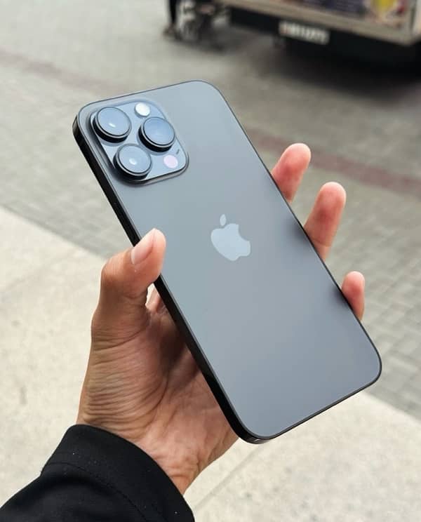 IPhone 14 Pro Max : 97% BH : 1TB Storage : Brand New 4