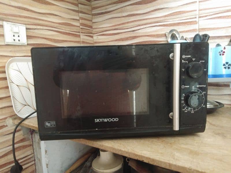 Microwave oven 2