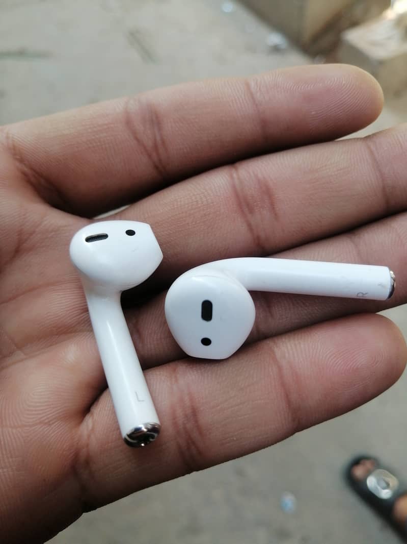 Iphone airpods 1