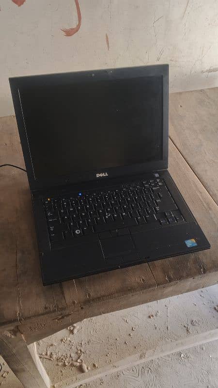 Dell Latitude E6400 1