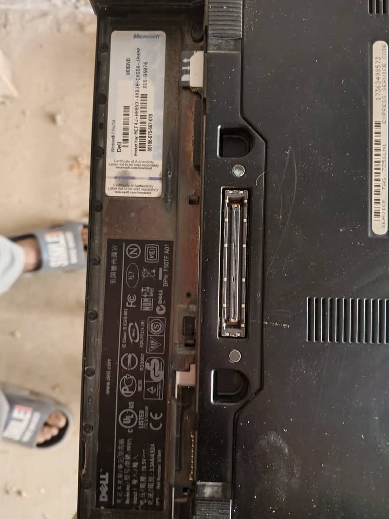 Dell Latitude E6400 7