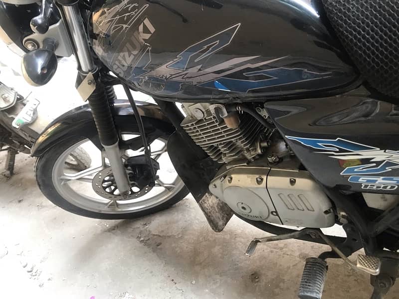 Suzuki 150 SE 3