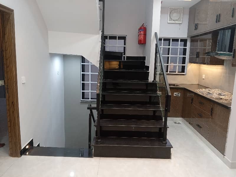 5 MARLA BRAND NEW HOUSE FOR SALE IN DHA RAHBAR F 29