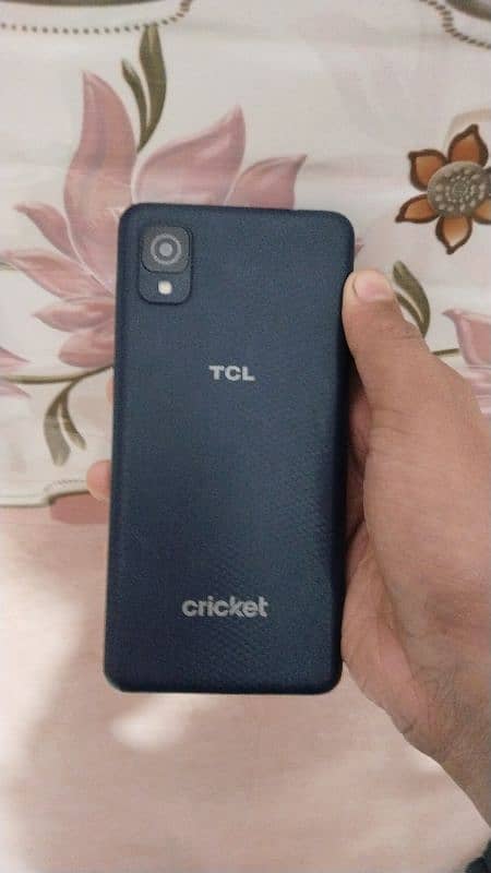 TCL 30z 0