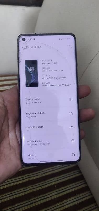 OnePlus 8 glass crack 8/128 pta approved 6