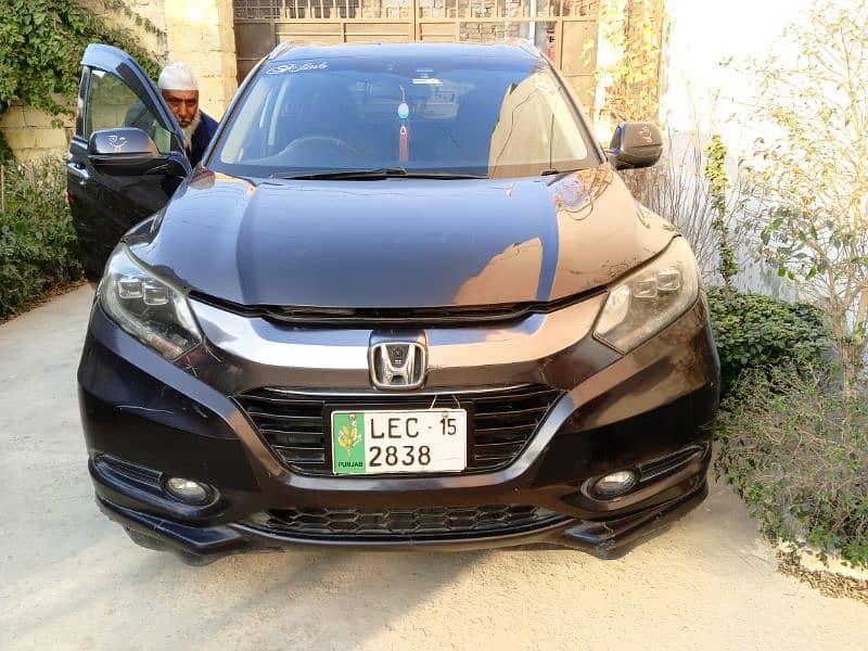 Honda Vezel 2015 1