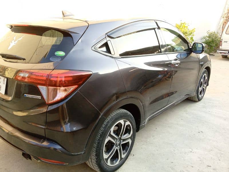 Honda Vezel 2015 3