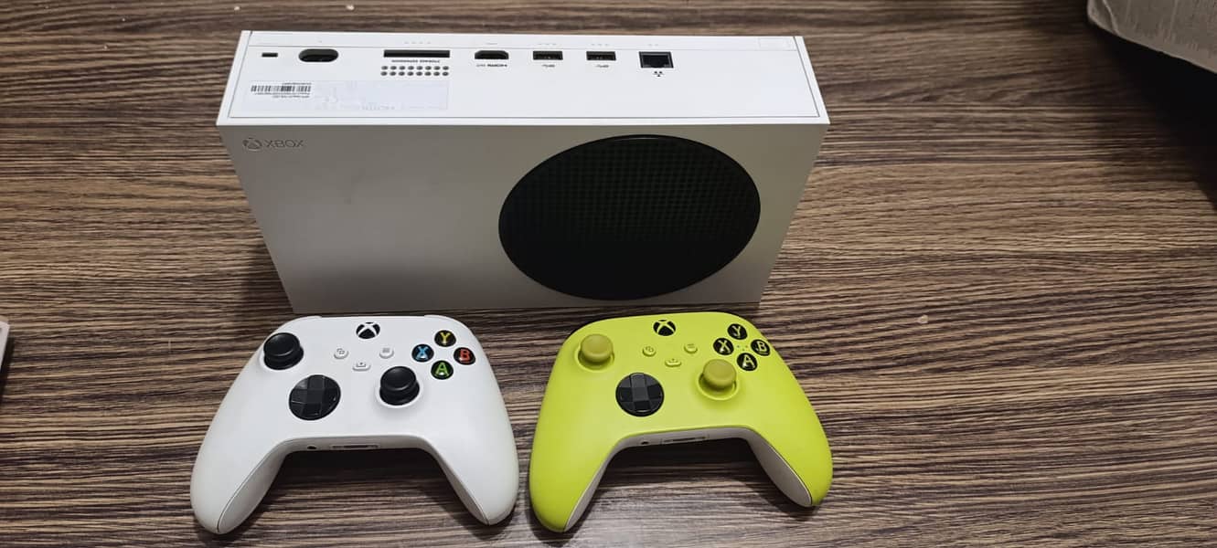  Xbox Series S – 512GB | 2 Controllers | Ready to Play!  0