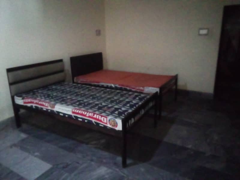 Hostel rooms for rent fully furnished for girls 5