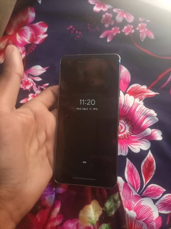 pixel 2xL  6/128  condition 10/10 all working no fault 6