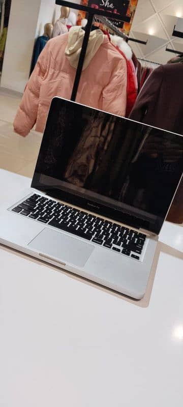 MacBook pro 2012 model 1