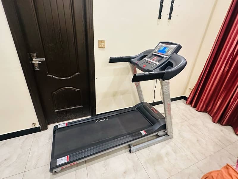 Apollo Treadmill  – Excellent Condition, Perfect for Home Workouts! 1