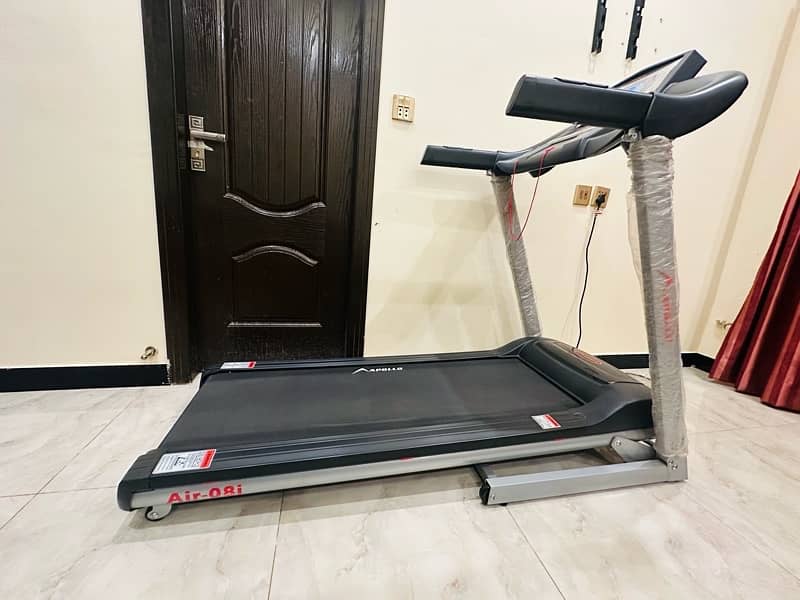 Apollo Treadmill  – Excellent Condition, Perfect for Home Workouts! 3