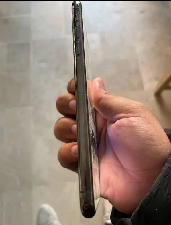 Iphone 11 pro Pta Approved 3