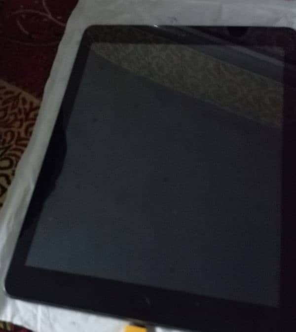 iPad air 16 gb display 10 inch 2