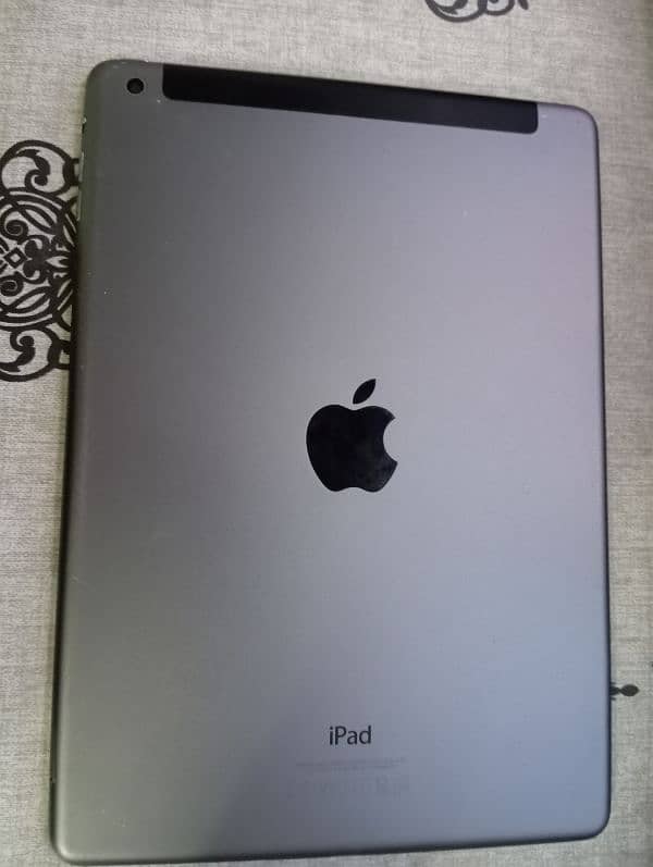 iPad air 16 gb display 10 inch 3