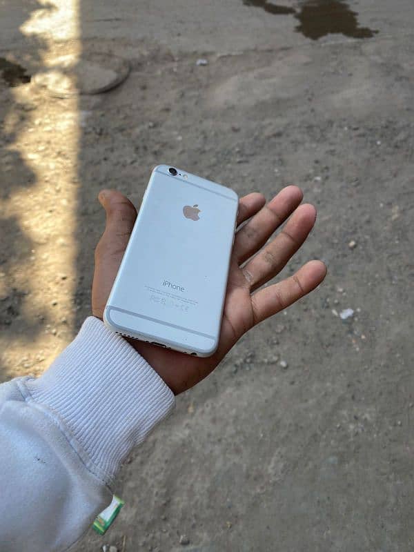 IPhone 6 64 GB non PTA approved urgent for sale 2