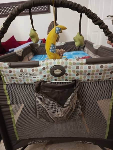 graco baby cot /pack and play 3