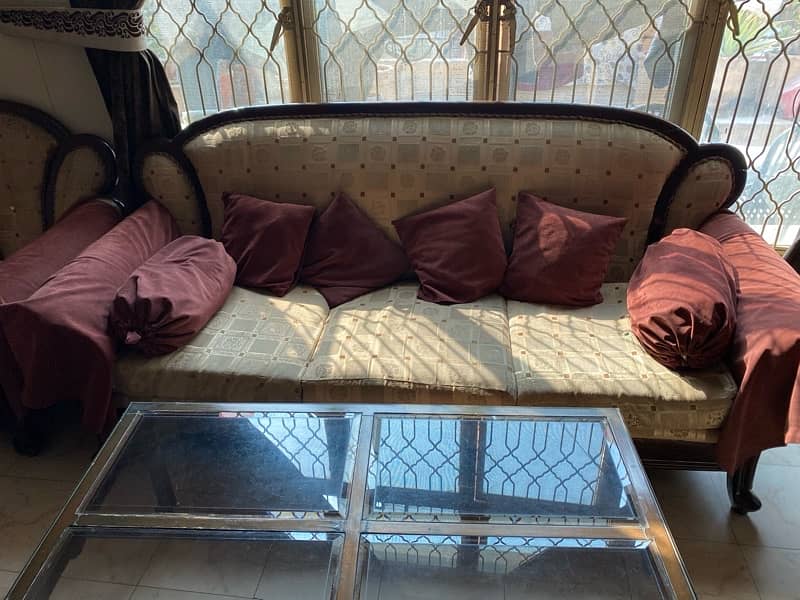 Eight (8) seated sofa set. (only sofa sets) 1