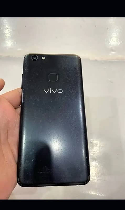 vivo v7+ (4/64) dual sim 6