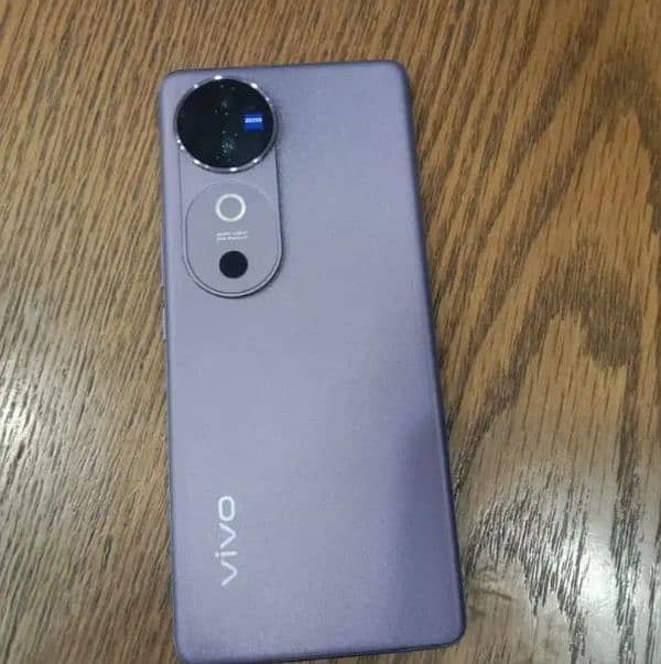 New Vivo V40 5G (Purple Color, 2 Months Used Only For Sale) 0