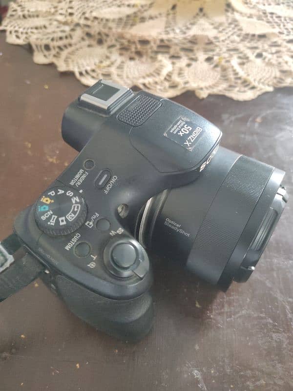 Sony HX400v 0