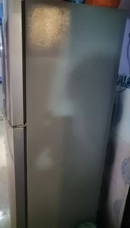 refrigerator 0