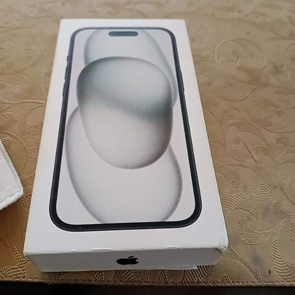 iphone 15 Almost Brand New 128 gb physical dual 3