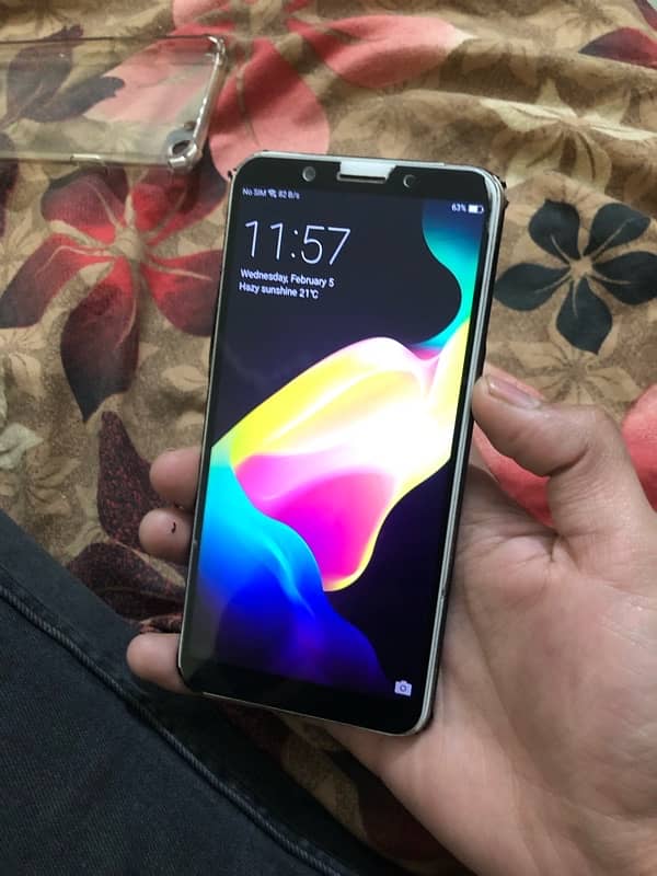 oppo A83 3/32gb 1