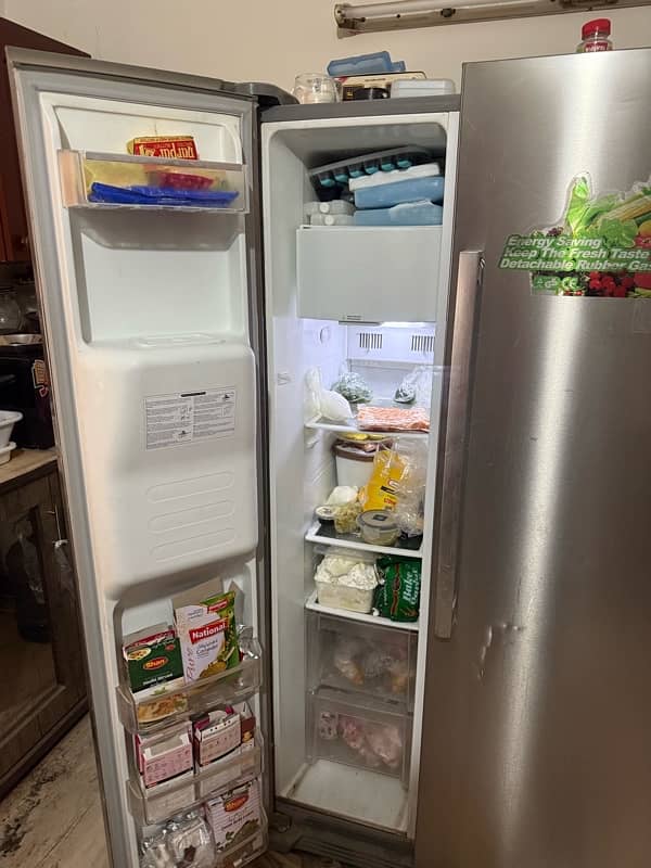 Toshiba side by side door fridge 3