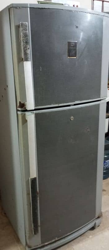 dawlance fridge for sale. 1