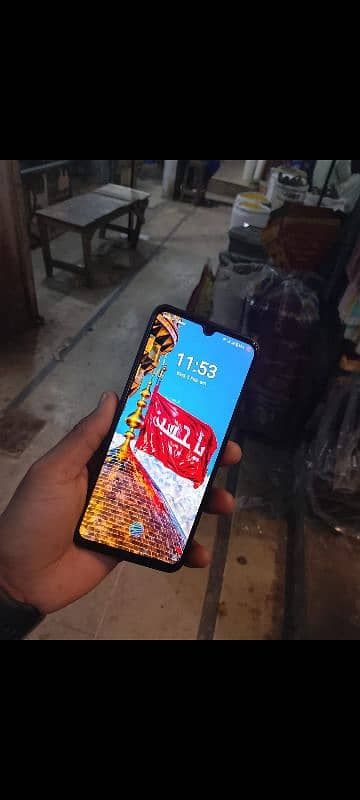 I am selling vivo v23e 1