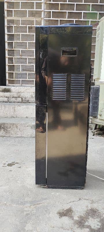 Water Dispenser Glass Door 3