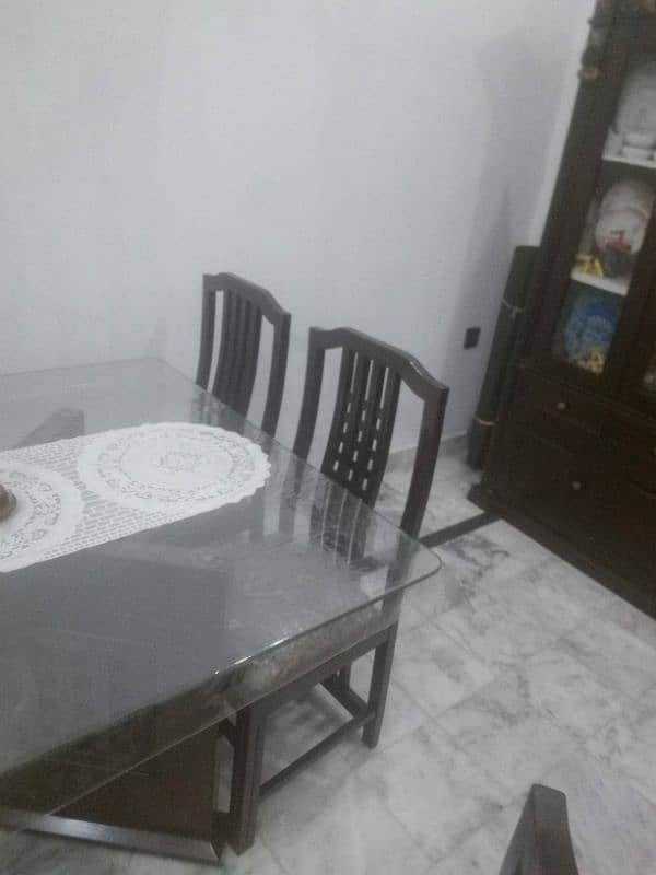 6 seater dining table 3